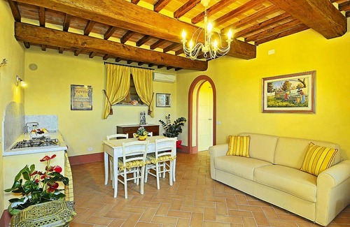 Buti Apartment | Estate in Monte Serra with Panoramic Views