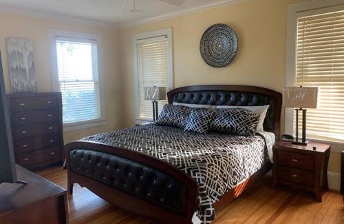 Beaufort House | Estate lot! Waterfront!