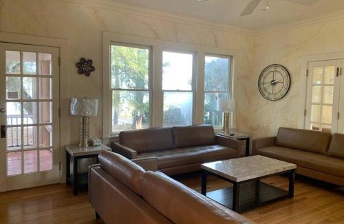 Beaufort House | Estate lot! Waterfront!