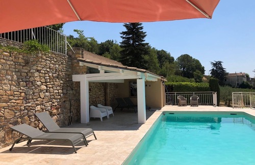 Tresques Apartment | estate near Uzès in the heart of nature