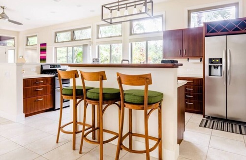 Keaau House | Estate on Tropical Acre - Harmony in Paradise