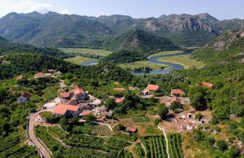 Rijecani House | Estate & Winery San Duyevo