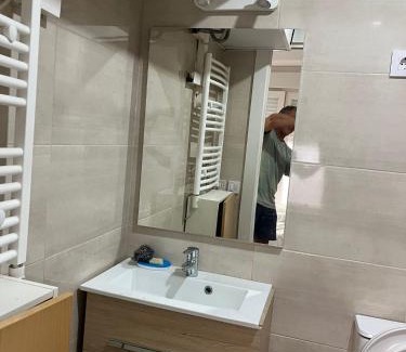 Ciudad Lineal Apartment | Esteban Mor B, metro Barrio Concepción, Tanatorio M30