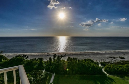 South Island Condo | Estero Beach and Tennis 705c