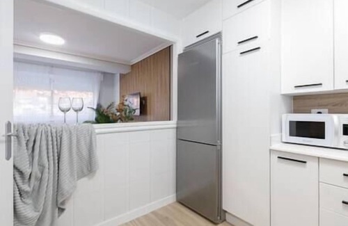 Teis Apartment | Estilo y Comodidad con Parking