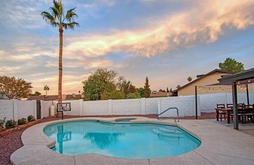 Chandler House | ESTRELLA - Renovated with PATIO, BBQ, POOL & SPA