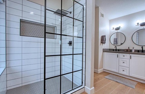 Chandler House | ESTRELLA - Renovated with PATIO, BBQ, POOL & SPA