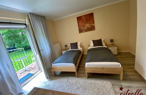 Herne Apartment | estrella24 LIVING ROOMS 87 Paris