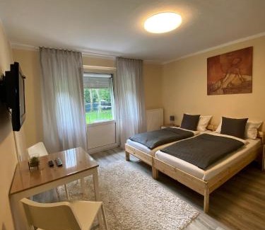 Herne Apartment | estrella24 LIVING ROOMS 87 Paris