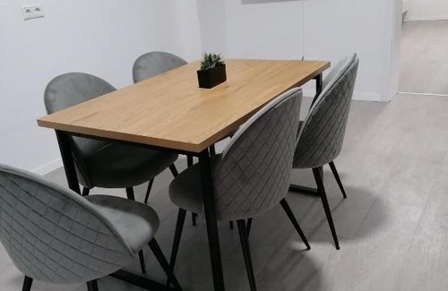 Herne Apartment | estrella24 LIVING ROOMS Tokio
