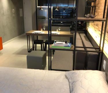 Alto da Rua Quinze Apartment | Estudio completo no coração do Batel