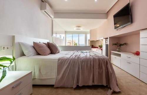 La Pineda Apartment | Estudio delante del mar la pineda