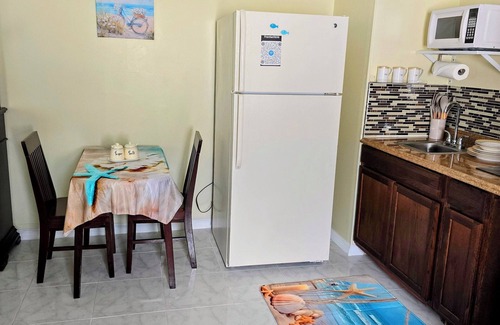 South Bradenton Apartment | Estudio elegante y tranquilo,15 minutos de Ana Maria Islan.