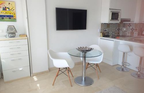 Raval Roig Apartment | Estudio Playa del Postiguet