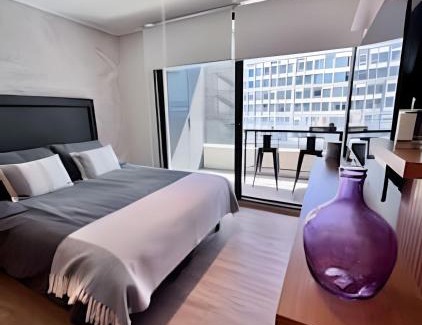 Las Condes Apartment | Estupendo Estudio Hoy Estoril