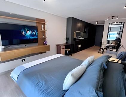 Las Condes Apartment | Estupendo Estudio Hoy Estoril