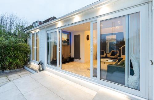 Southampton House | Estwood - Gated House