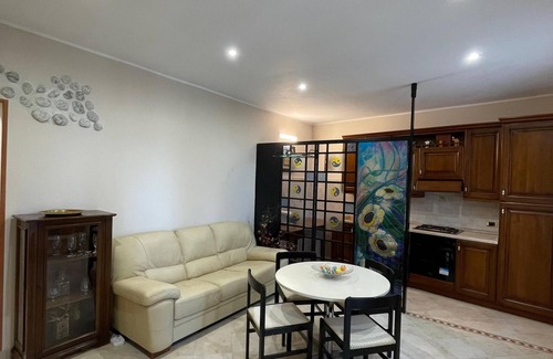 Prenestino-Labicano House | Eternal Lemon Home