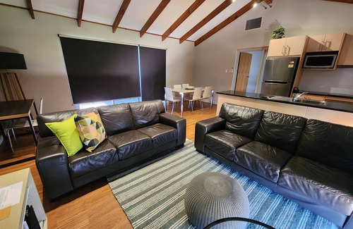 Ethelton Apartment | EtheltonnSpacious Upstairs 3 Bedroom Apartment
