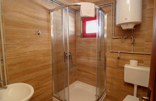 Pale Apartment | Ethno Village Dolina Mira - Two Bedroom Holiday Home (Romanija)