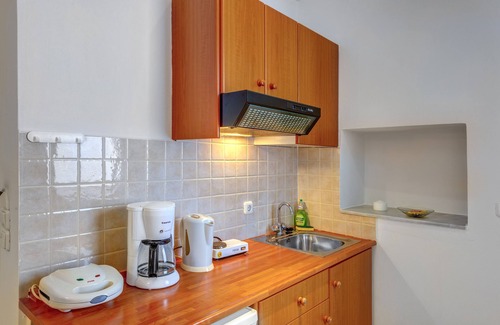 Ermoupoli Hotel | Ethrion