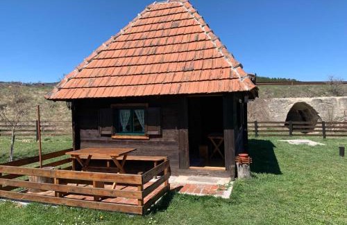 Kremna House | Etno brvnara TAMARA