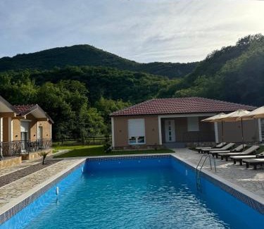 Rijeka Crnojevica Apartment | Etno Selo Grabovicka Jutra