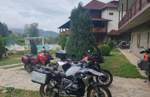 Montenegro House | Etno Selo VRELO & Camping