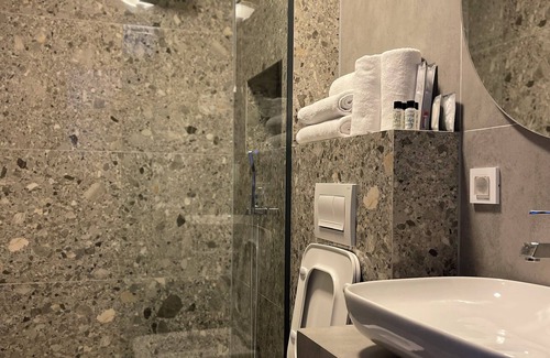 Pristina Hotel | Etnomania Boutique Hotel
