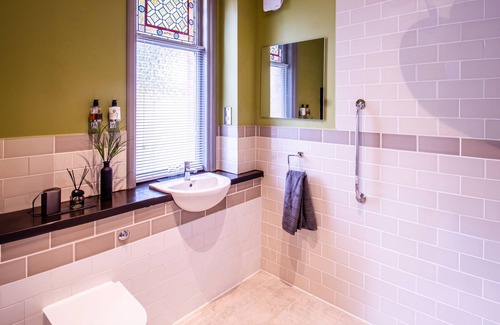 Yeovil Hotel | Eton House