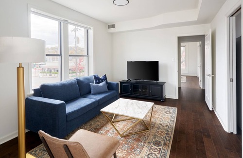 West End Apartment | Euclid Court