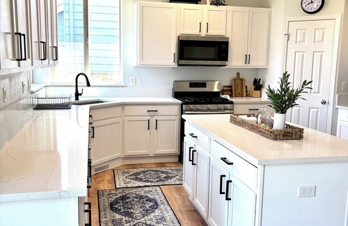Bethel-Danebo House | Eugene Retreat
