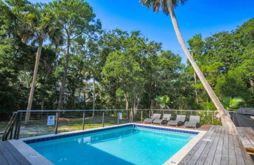 West Beach House | Eugenia