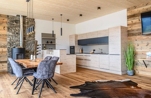 Werfenweng Apartment | Eulersberg Premium Suite by Interhome