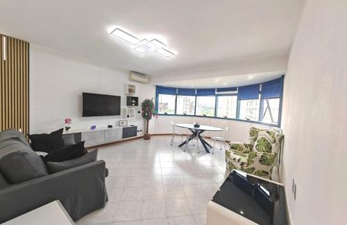 Quartiere XX Ardeatino Apartment | Eur Heritage Suite