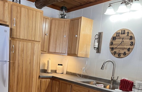 Mellen Cabin | Eureka Lake Log Cabin Retreat