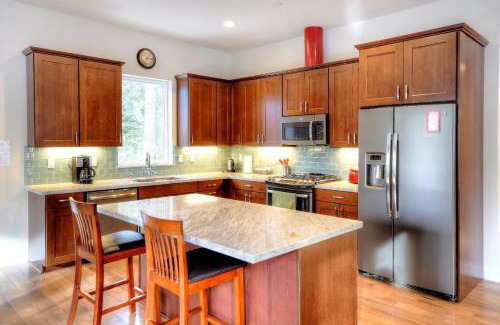 Yosemite West House | Eureka