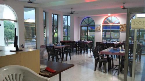 Khajuraho Hotel | Euro Star Inn