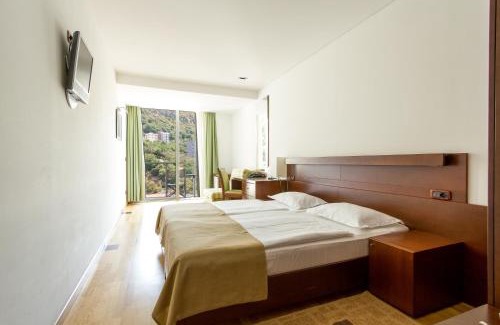 Becici Hotel | Eurostars Queen of Montenegro