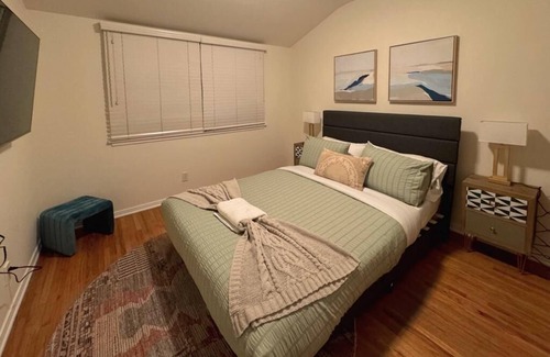 Venice House | EV Charger Ready! Fabulous Indiana 4B3B Home