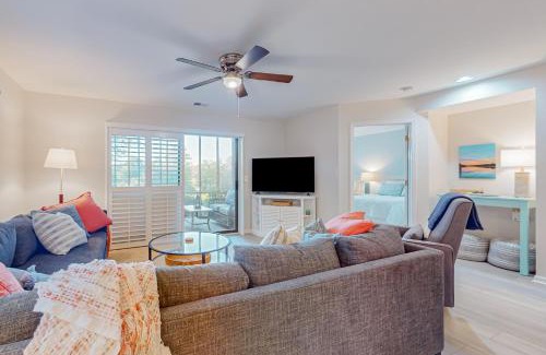 Sea Trail Apartment | Ev's Escape