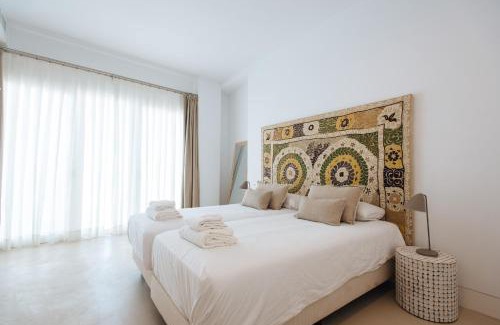 Feria Apartment | Eva Recommends Castellar Pool & Terrace