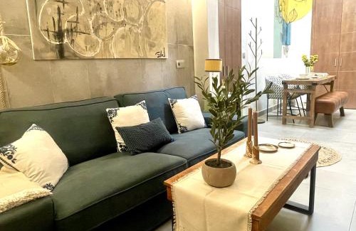 San Julian Apartment | Eva Recommends Plaza de San Marcos