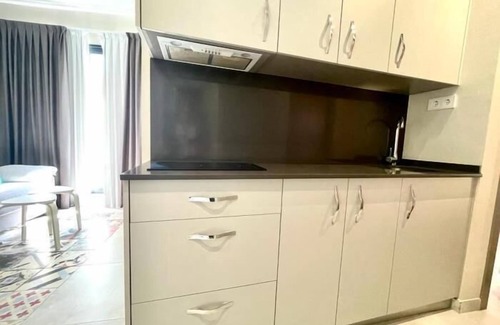San Julian Apartment | Eva Recommends Soho Alameda Duplex