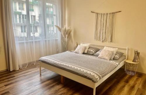 Vrsovice Apartment | Eva's Apartment Prague