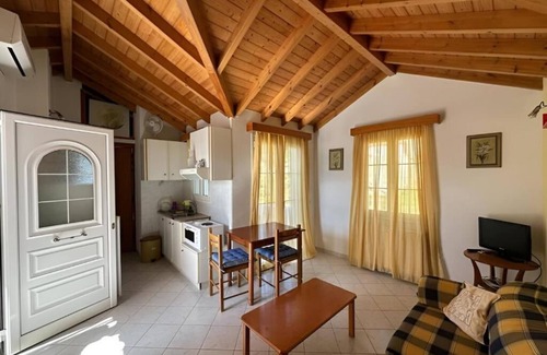 Karlovassi Apartment | Eva's Apartments