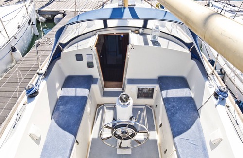 Lapa Boat Rental | Evamia River Boat (C104)