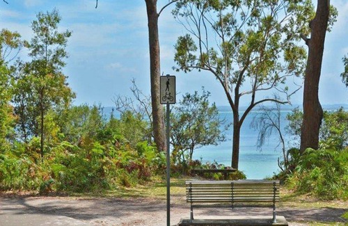 Corlette House | Evan's Retreat, 5 Sandy Point Road - cottage across the road from Sandy Point Beach