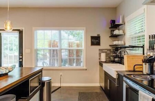 Peoplestown Apartment | Eva’s Cozy Studio – Downtown ATL Escape (2 Guests)
