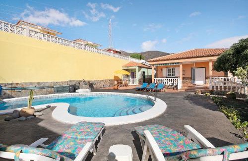 Candelaria House | Eveas